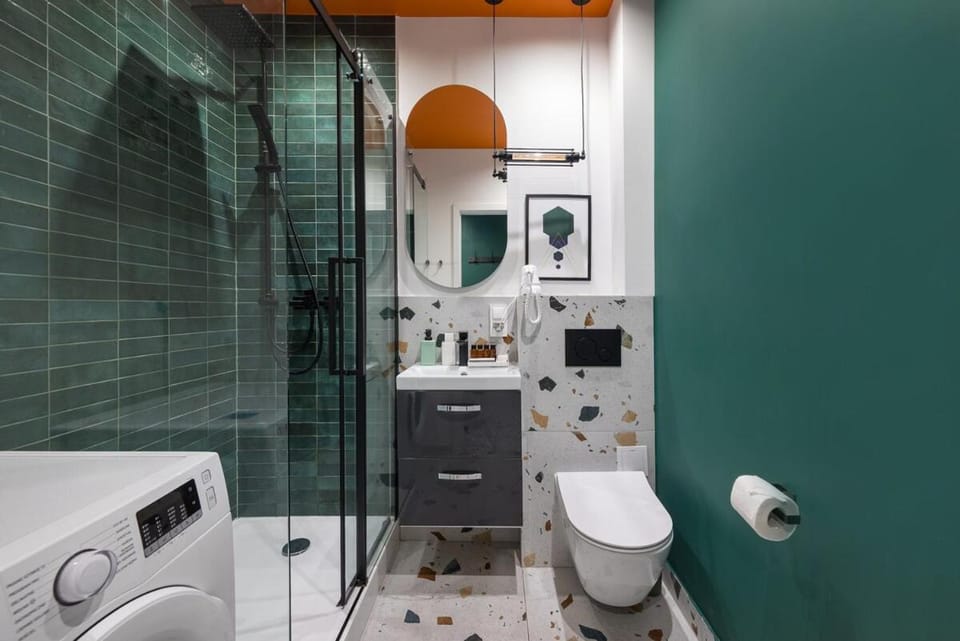 Heart of Downtown Pretty Studio Apartment in Warsaw