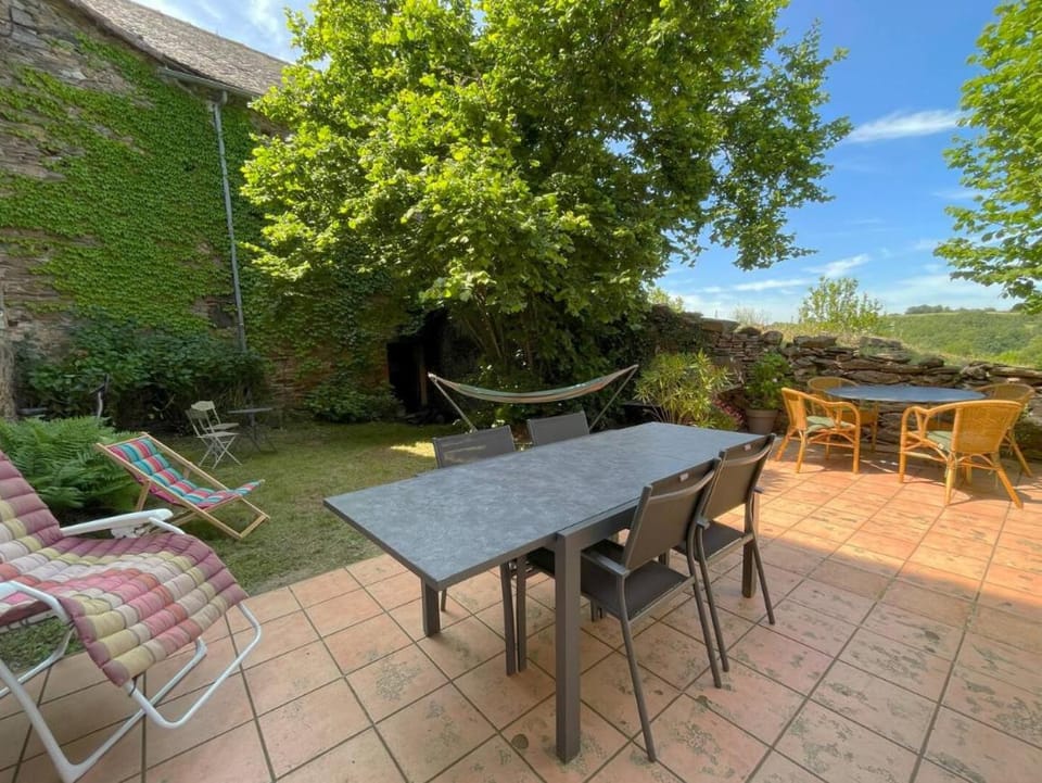 Patio, Patio, BBQ facilities, BBQ facilities, Garden, Balcony/Terrace, Balcony/Terrace, sunbed, sunbed