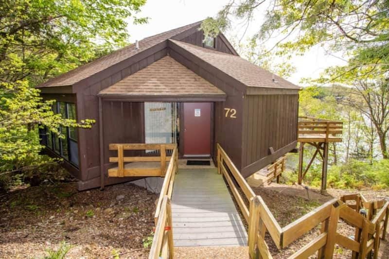 Treetop Village-2Bed3BathPoolsDocks6-8PP House in Village Four Seasons