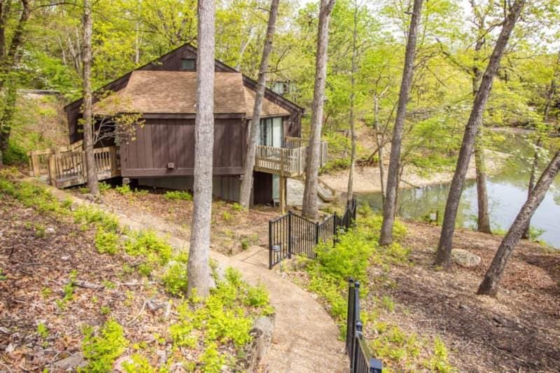 Treetop Village76-3Bed3BathLakefrontLakeviewP Villa in Village Four Seasons