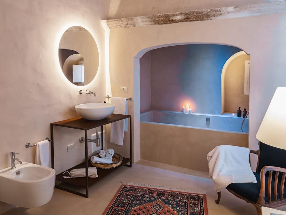 Bathroom, Bath, towels
