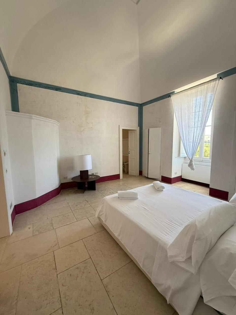 Bed, Photo of the whole room, Bedroom, towels, wardrobe