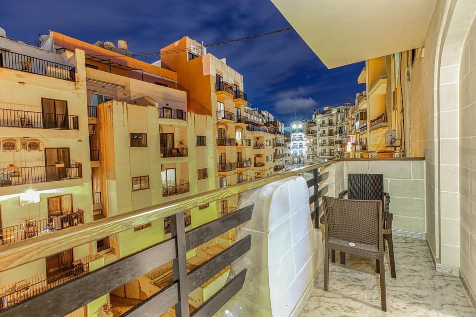 Property building, Patio, Day, Night, Balcony/Terrace, City view