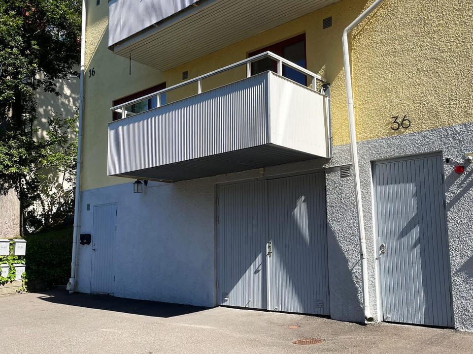 Property building, Parking