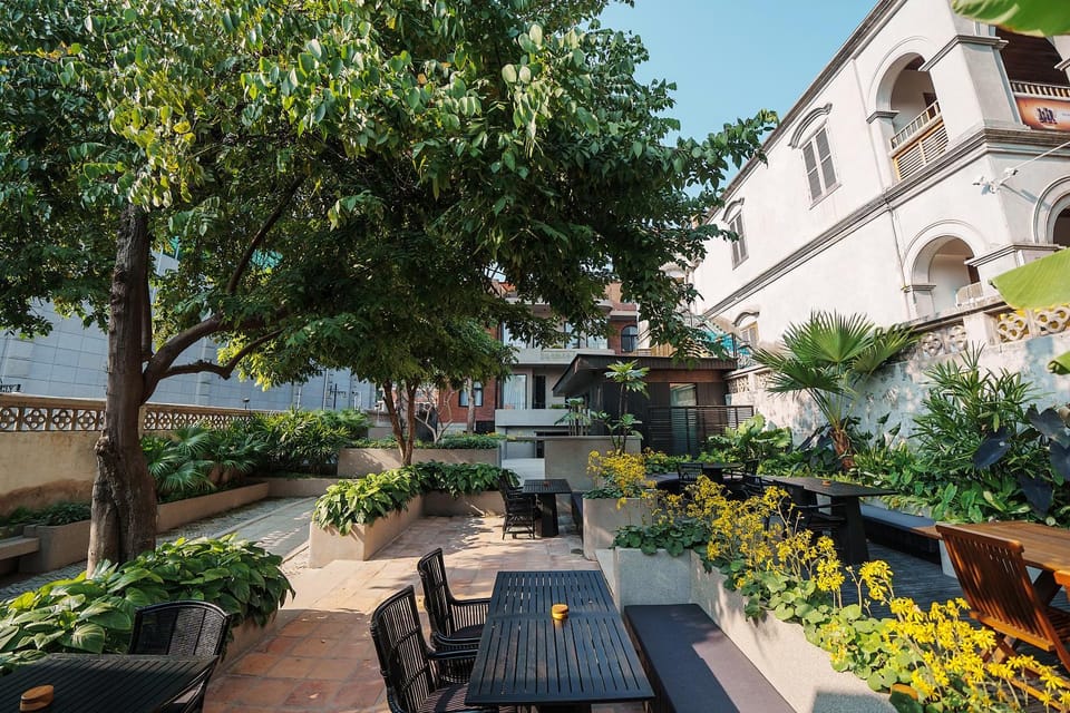 Property building, Garden view