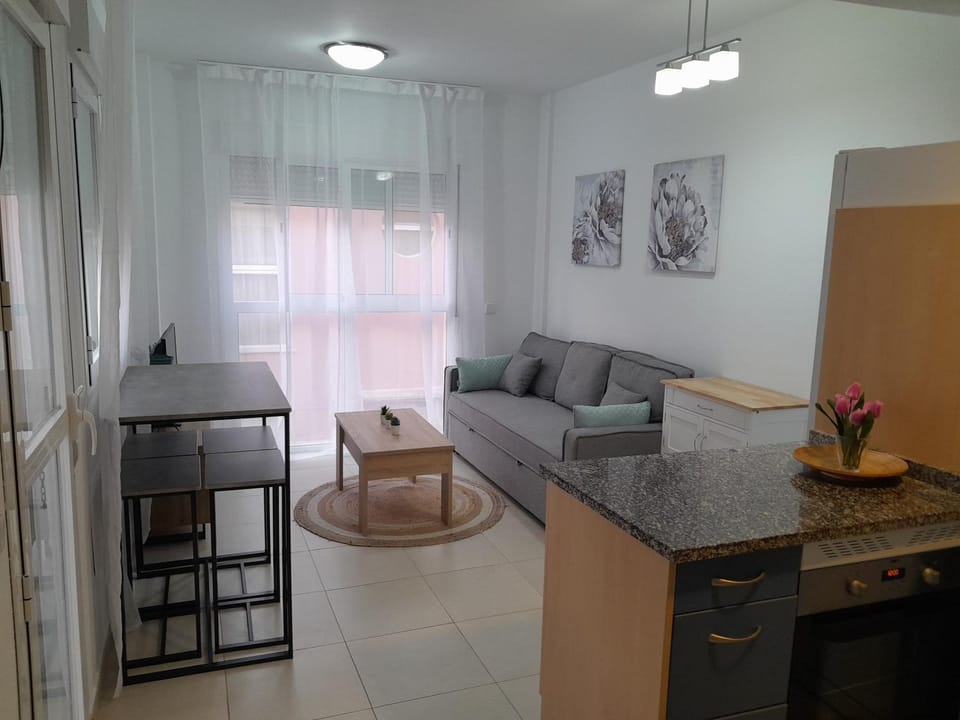 Preciso atico con jacuzzi en Laguna Beach Apartment hotel in Andalusia