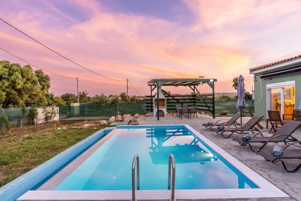 Swimming pool, Sunset, sunbed