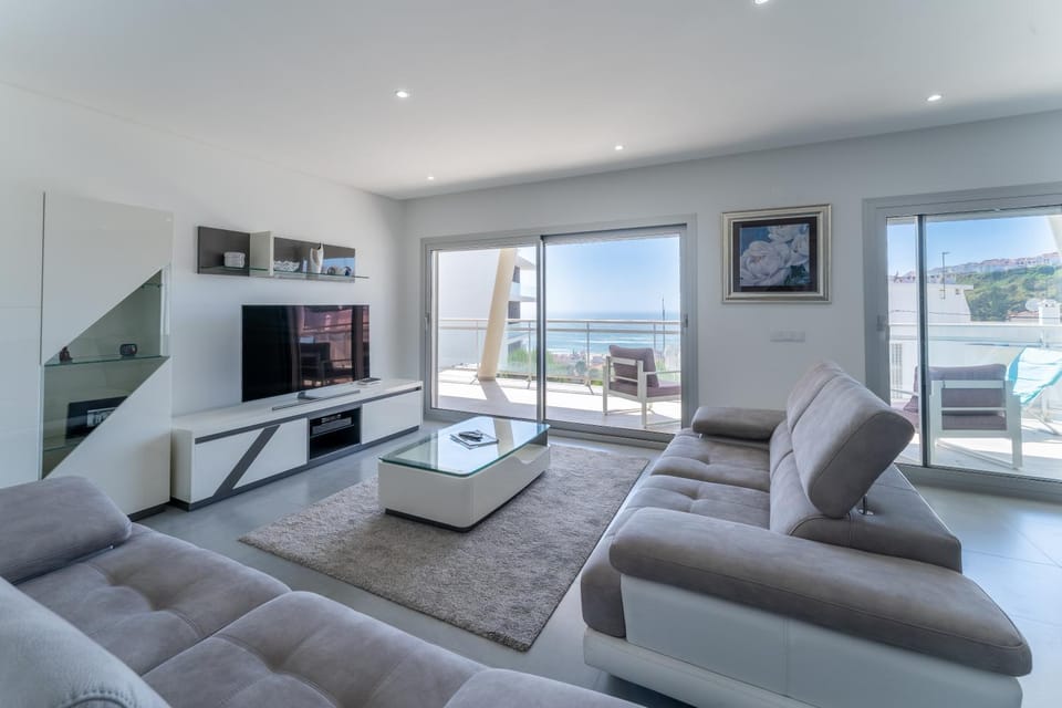 Apartamento T2 Azure Coast Apartment in Nazaré
