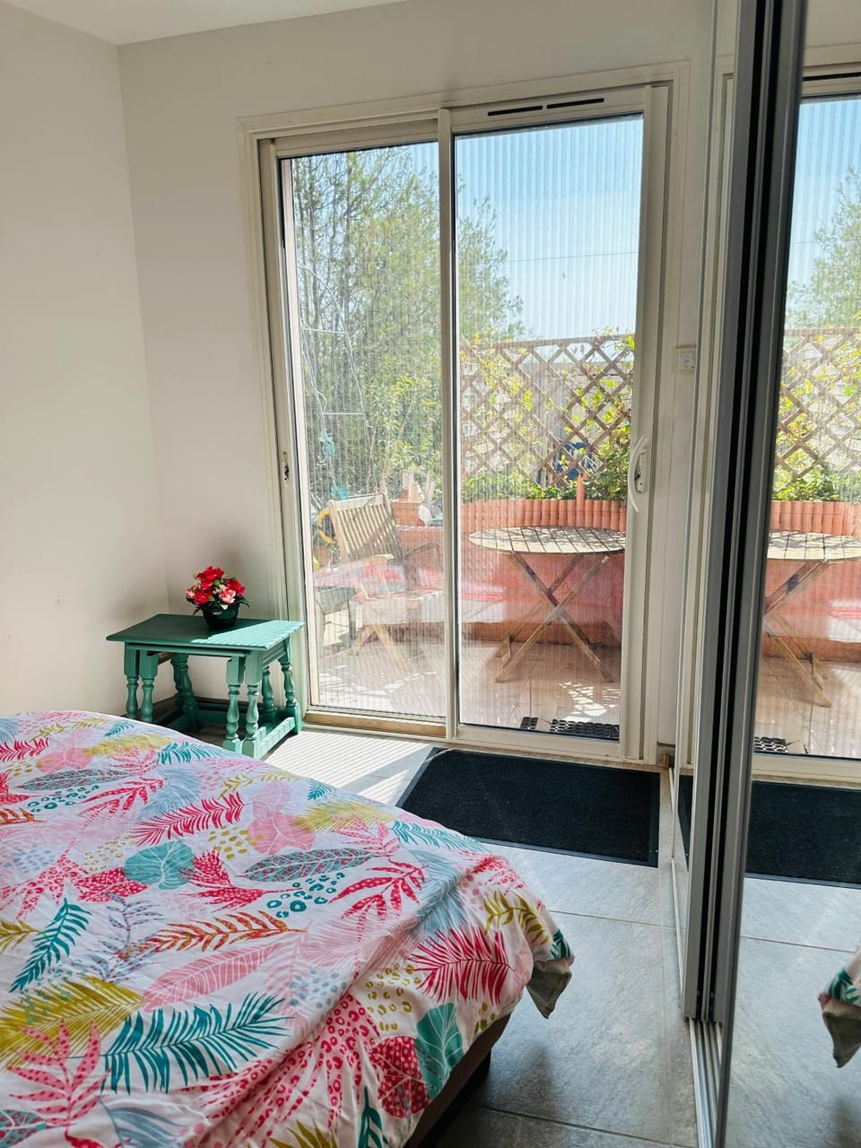 Mini Foyer dans Camping-Car - Un Adulte Apartment in Occitanie