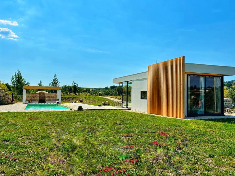 Property building, Natural landscape, Garden, Garden view, Pool view, Swimming pool