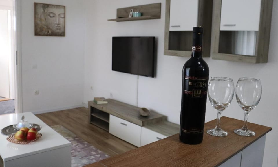 TV and multimedia, Evening entertainment, Drinks