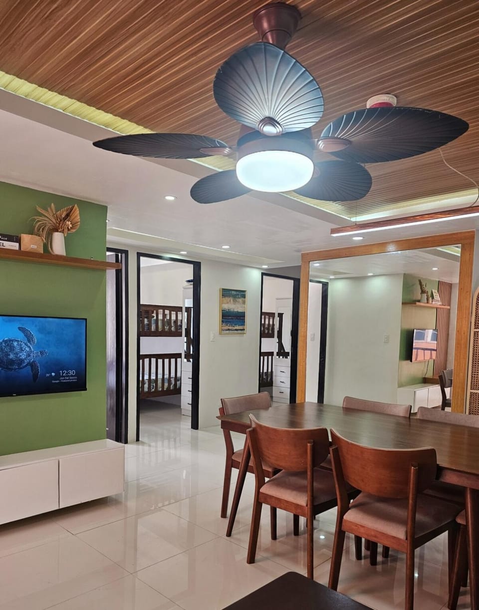 3Bedroom unit in MinesView Park Free Parking Apartment in Baguio