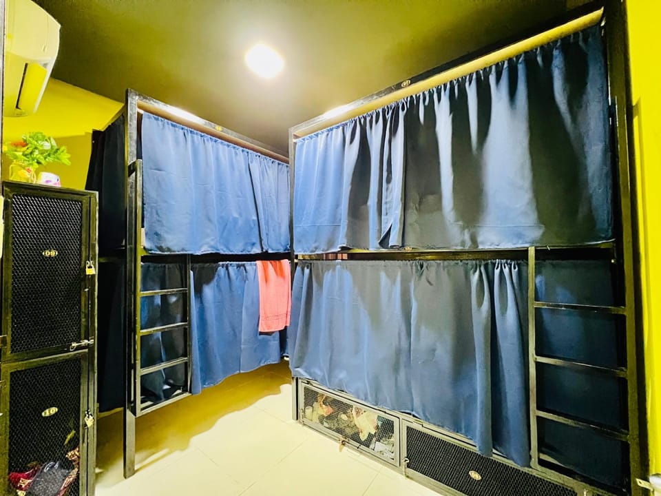 bunk bed