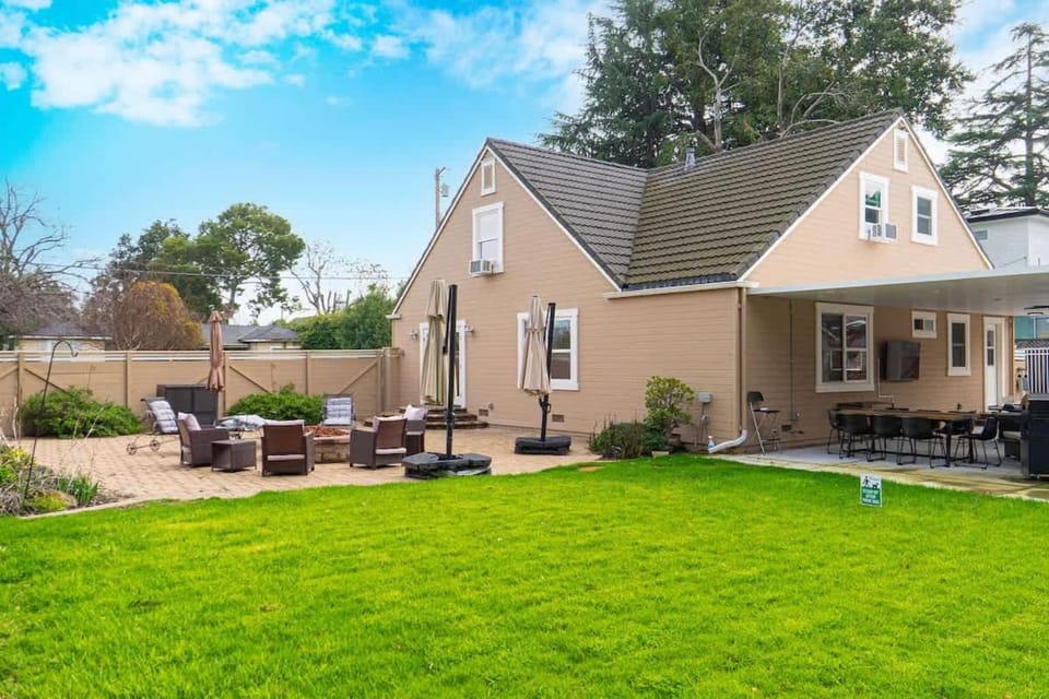 Santa Clara 5Br Home I Spacious backyard I Westfield House in Santa Clara