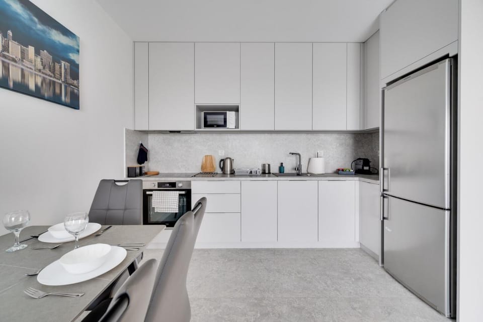 Kitchen or kitchenette, oven, stove