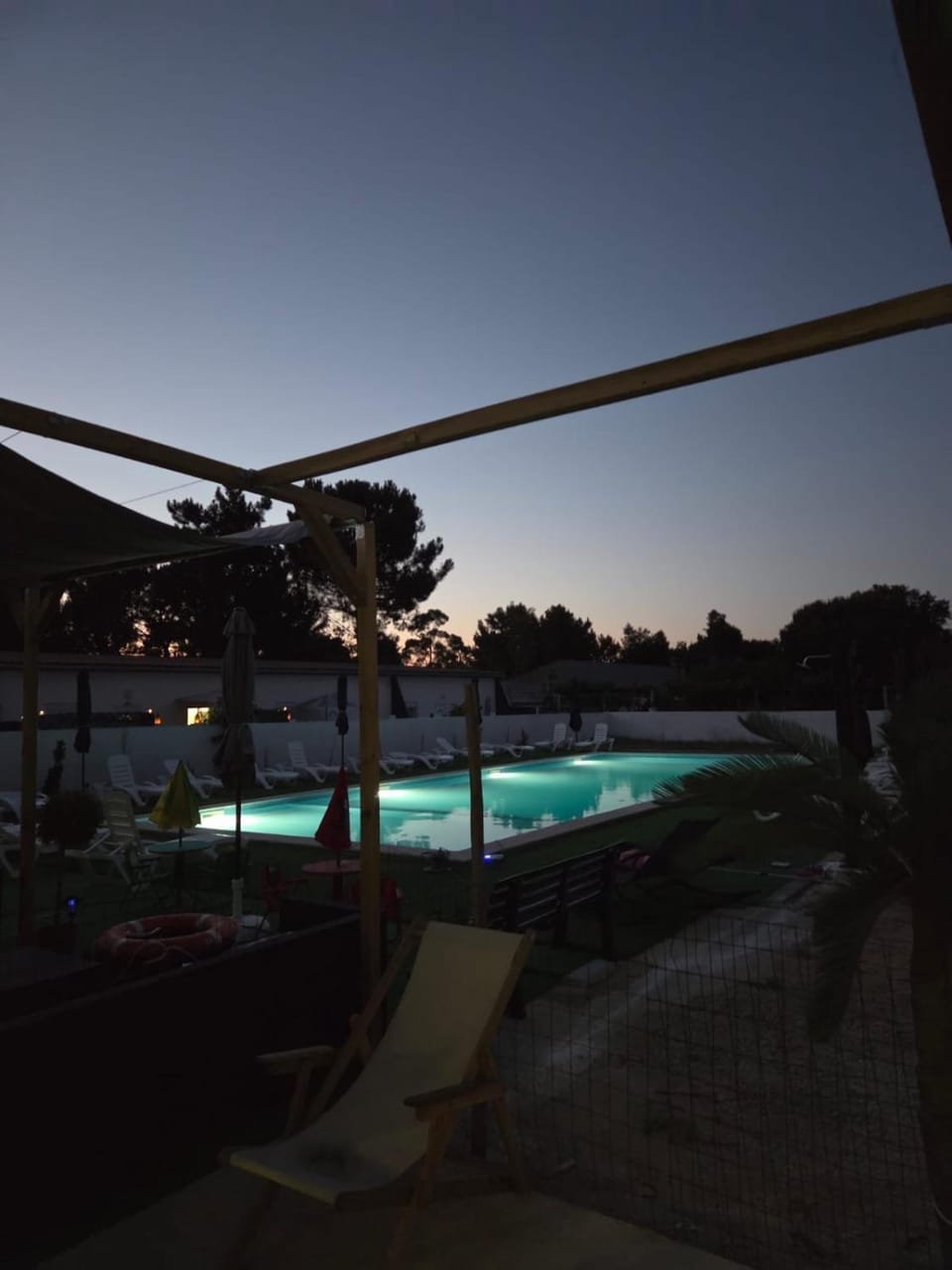 Swimming pool, sunbed