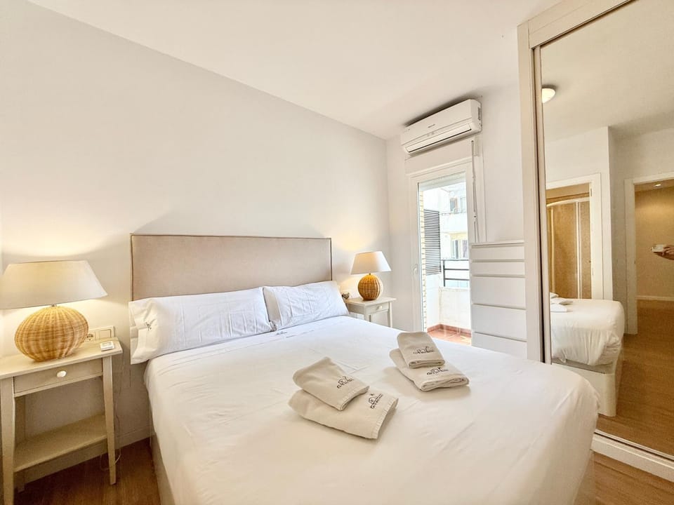 The City Center Flat- EaW Homes Apartment in Marbella