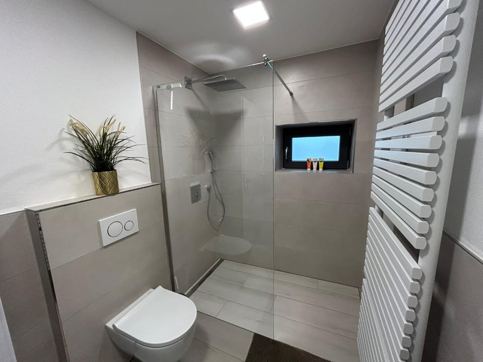 Shower, Toilet, Bathroom