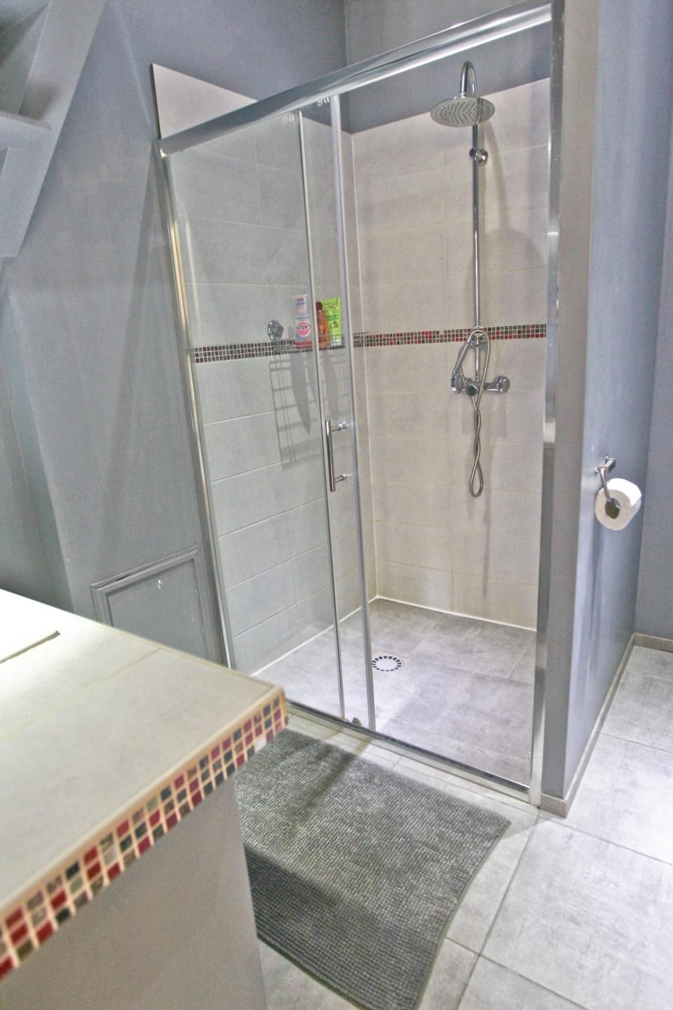 Shower, Toilet, Bathroom