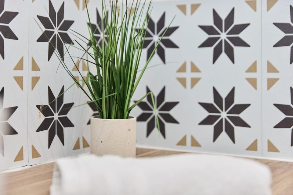 Spring - Centre-Ville - Gare - Spacieux - Netflix Apartment in Reims