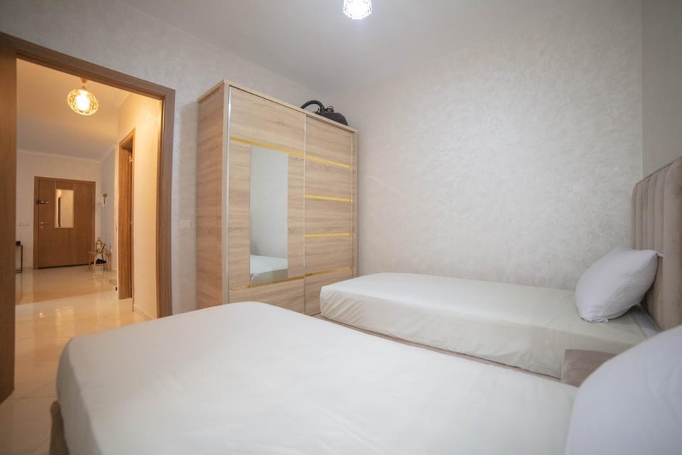 Bed, Photo of the whole room, Bedroom, wardrobe