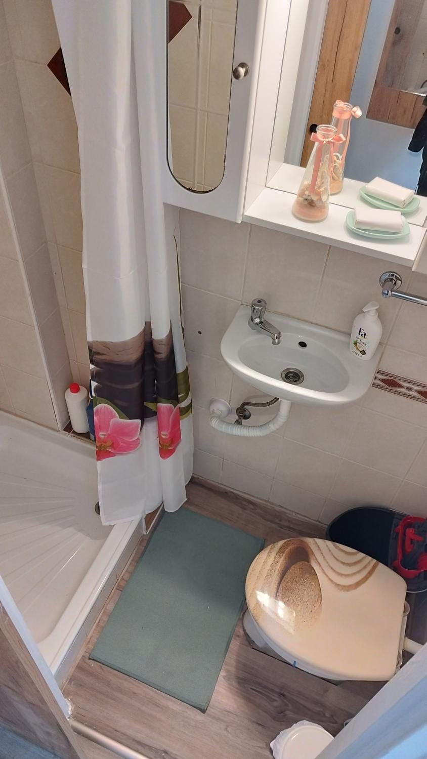 Shower, Bathroom