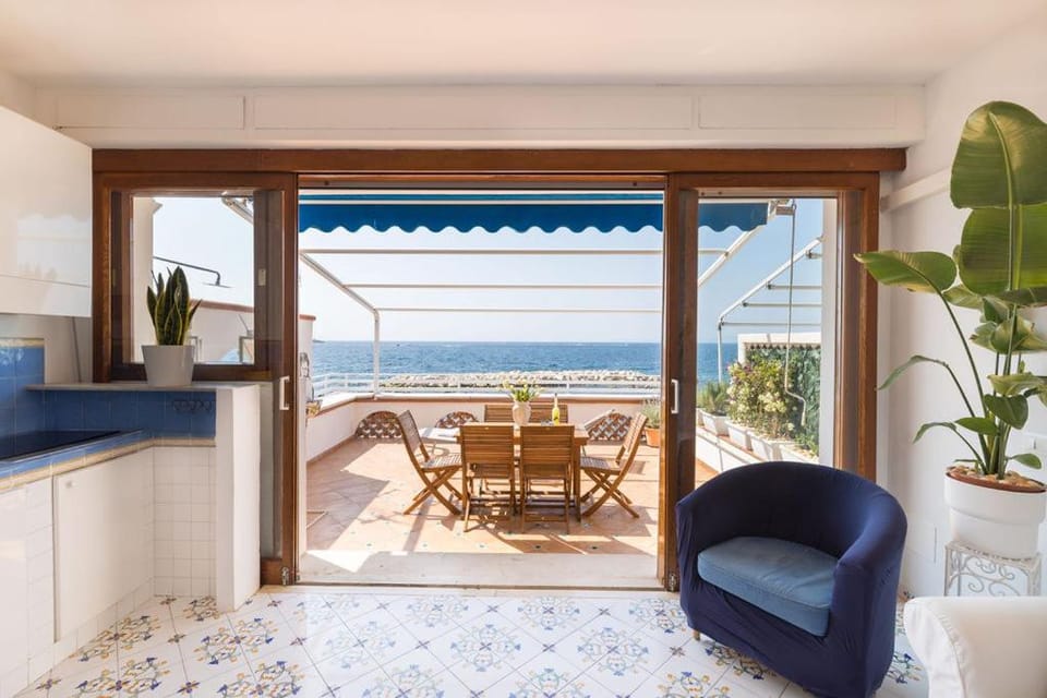 Patio, Balcony/Terrace, Dining area, Sea view
