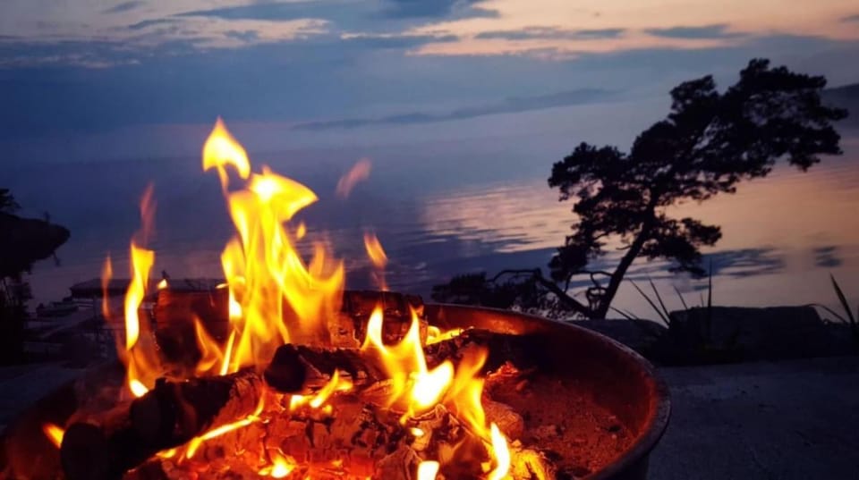 Gorgeous views and sunsets in Halsnøy, Kvinnherad House in Rogaland