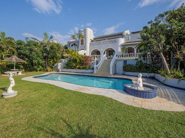 Property building, Day, Garden, Garden view, Pool view, Swimming pool