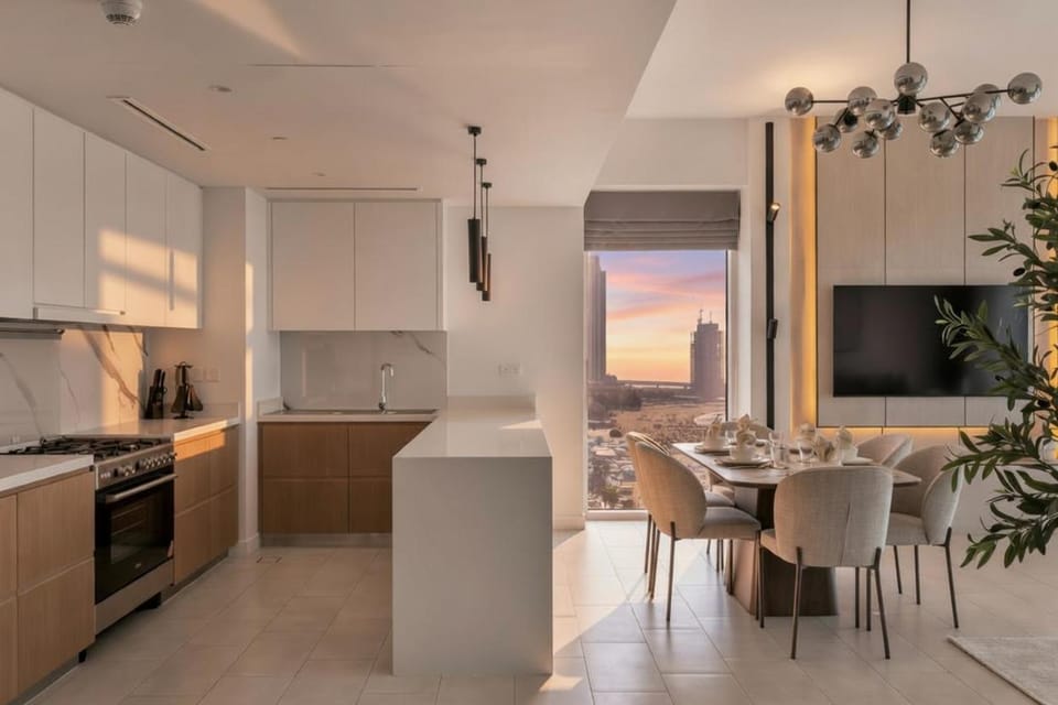 La Vie Jumeirah Beach Residence 3 Bedroom Beachfront Apartment with Palm Views Apartment in Dubai
