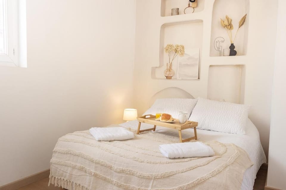 Summer - Centre-Ville Gare - Spacieux - Netflix Apartment in Reims