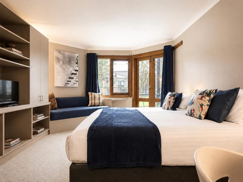 High Plains Lodge Rooms Hotel in Dinner Plain