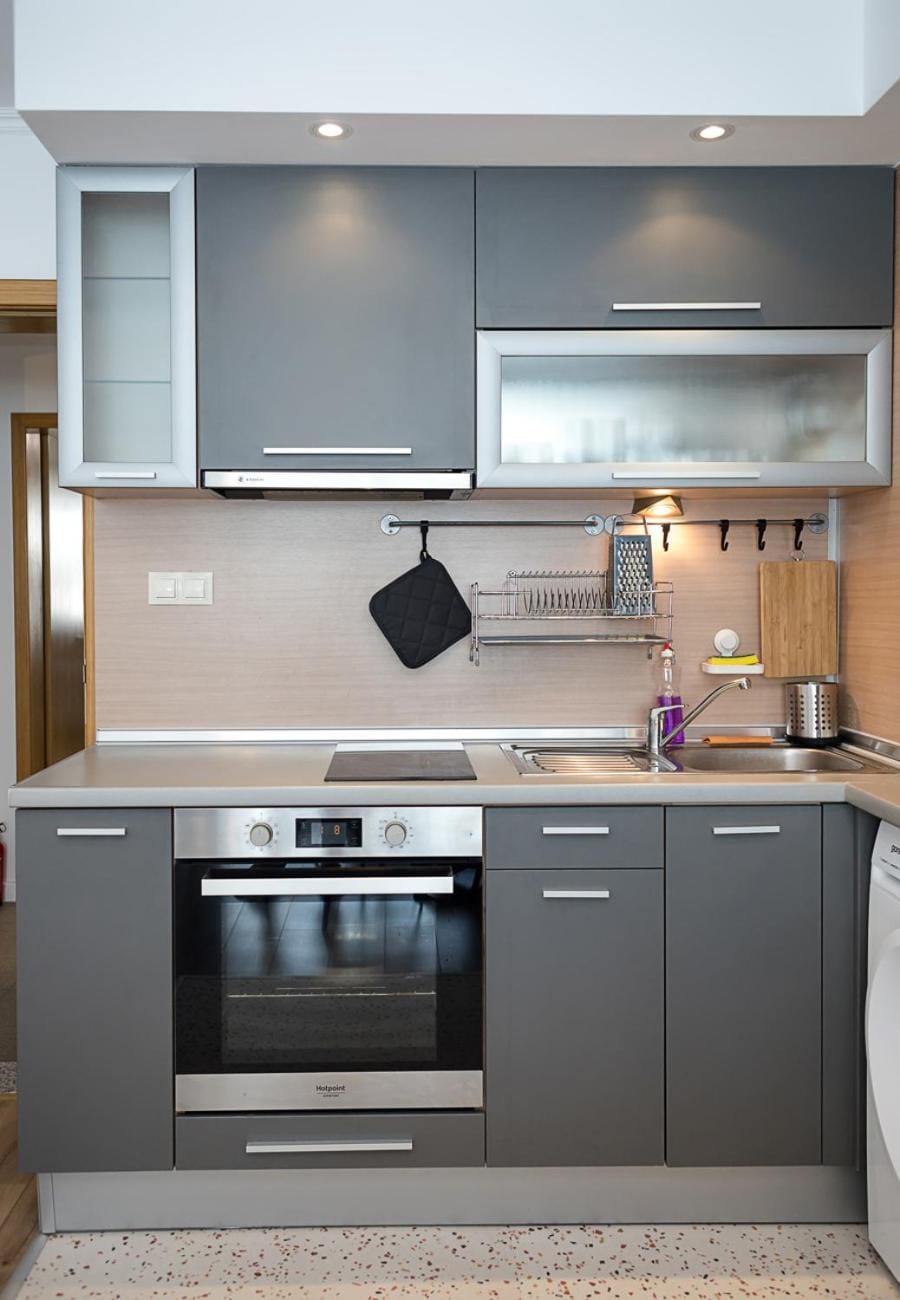 Kitchen or kitchenette, oven, stove