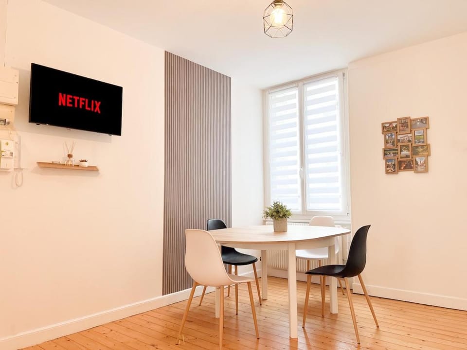 Le Romain - Centre-Ville Gare - Spacieux - Netflix Apartment in Reims