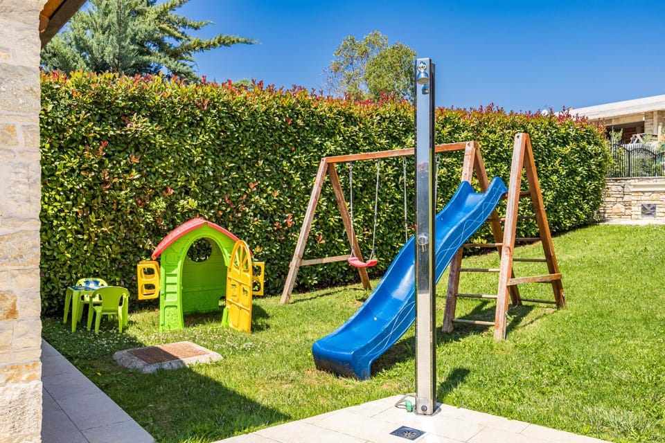 Patio, Garden, Garden view