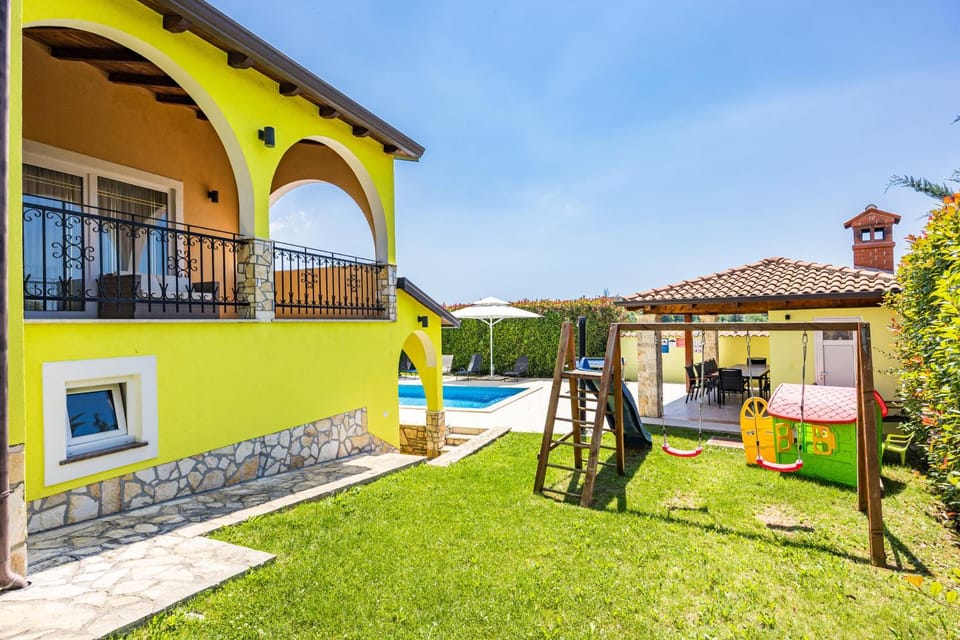Patio, Garden, Garden view