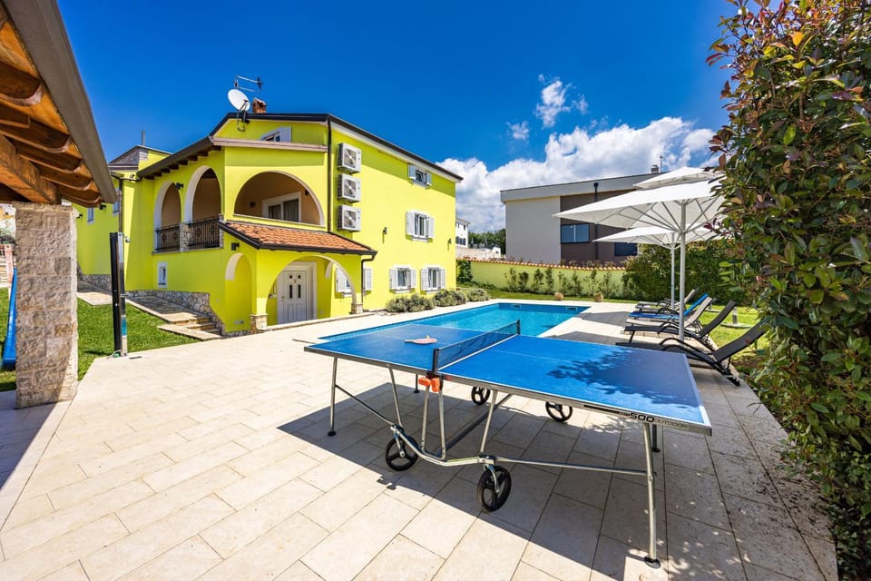 Villa Andrea for 17 people with private 40 m2 pool & pet friendly near Poreč Villa in Istria County