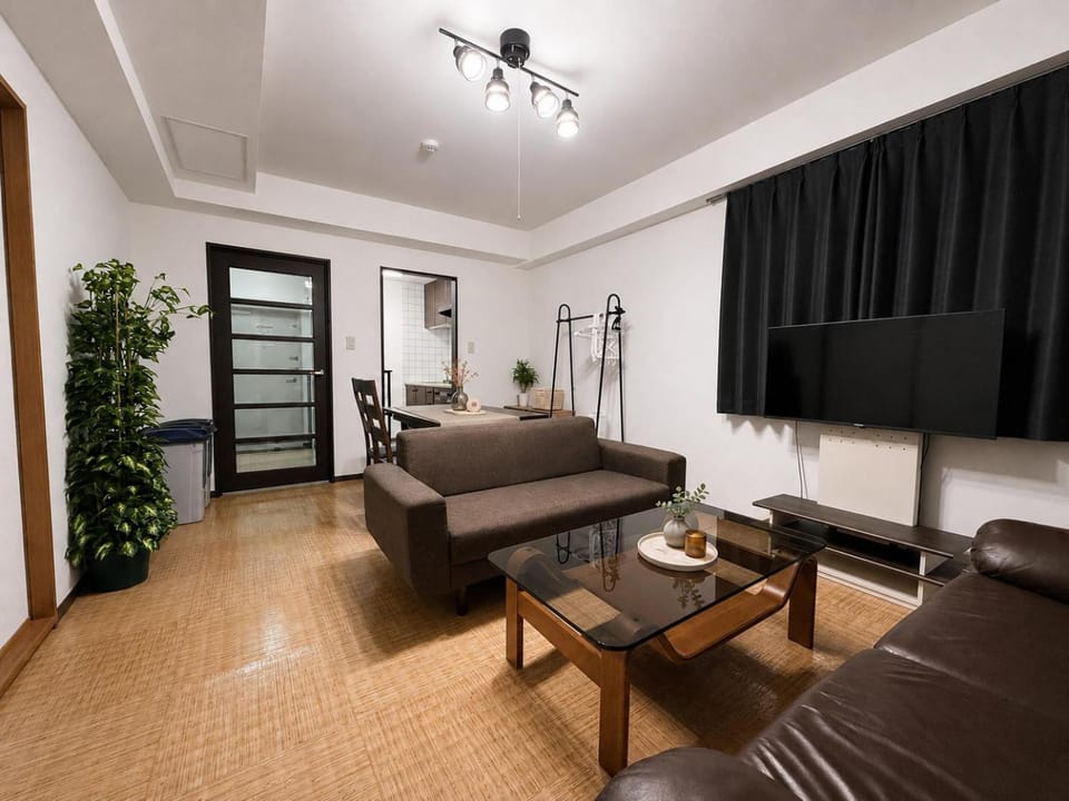 Living room, Photo of the whole room