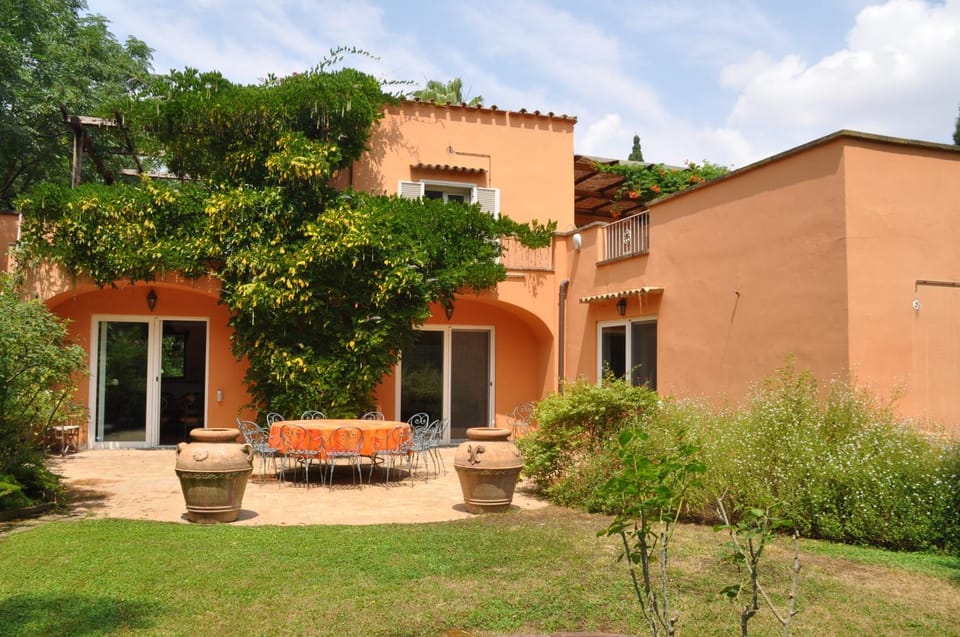 Property building, Garden, Garden view