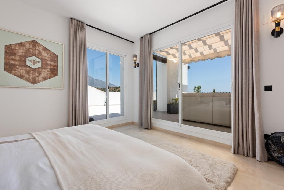 Property building, Living room, Bedroom