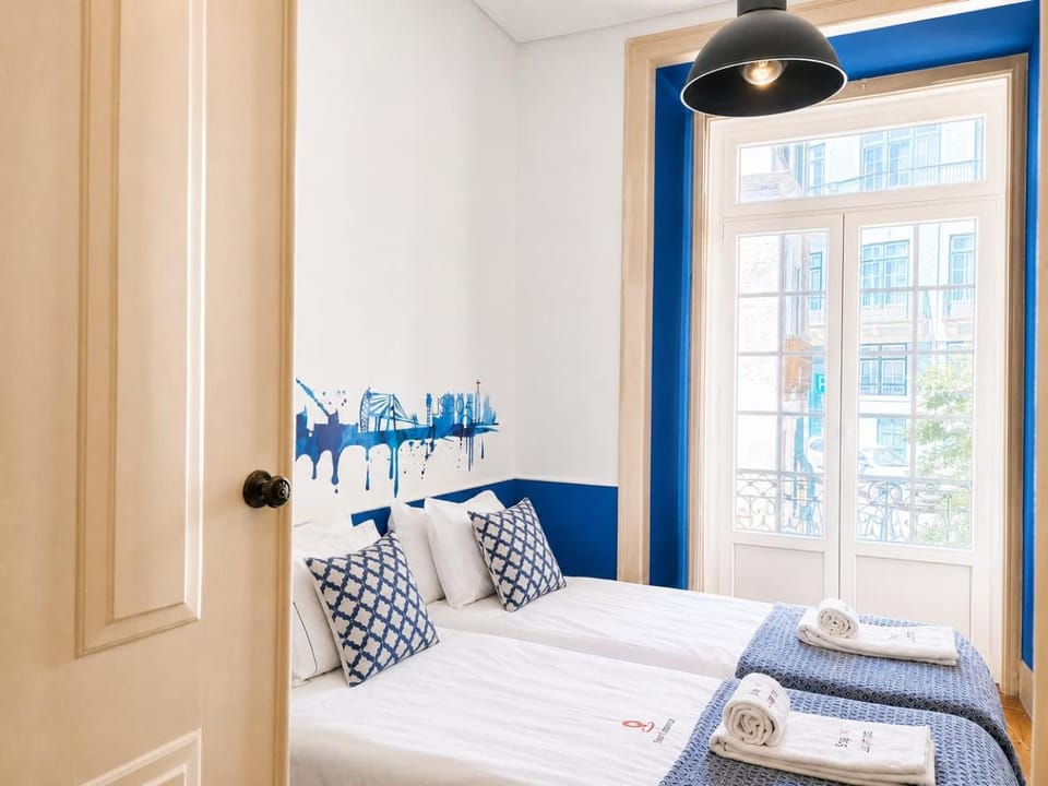 Explore Lisbon from an Artistic Alfama Home Apartment in Lisbon