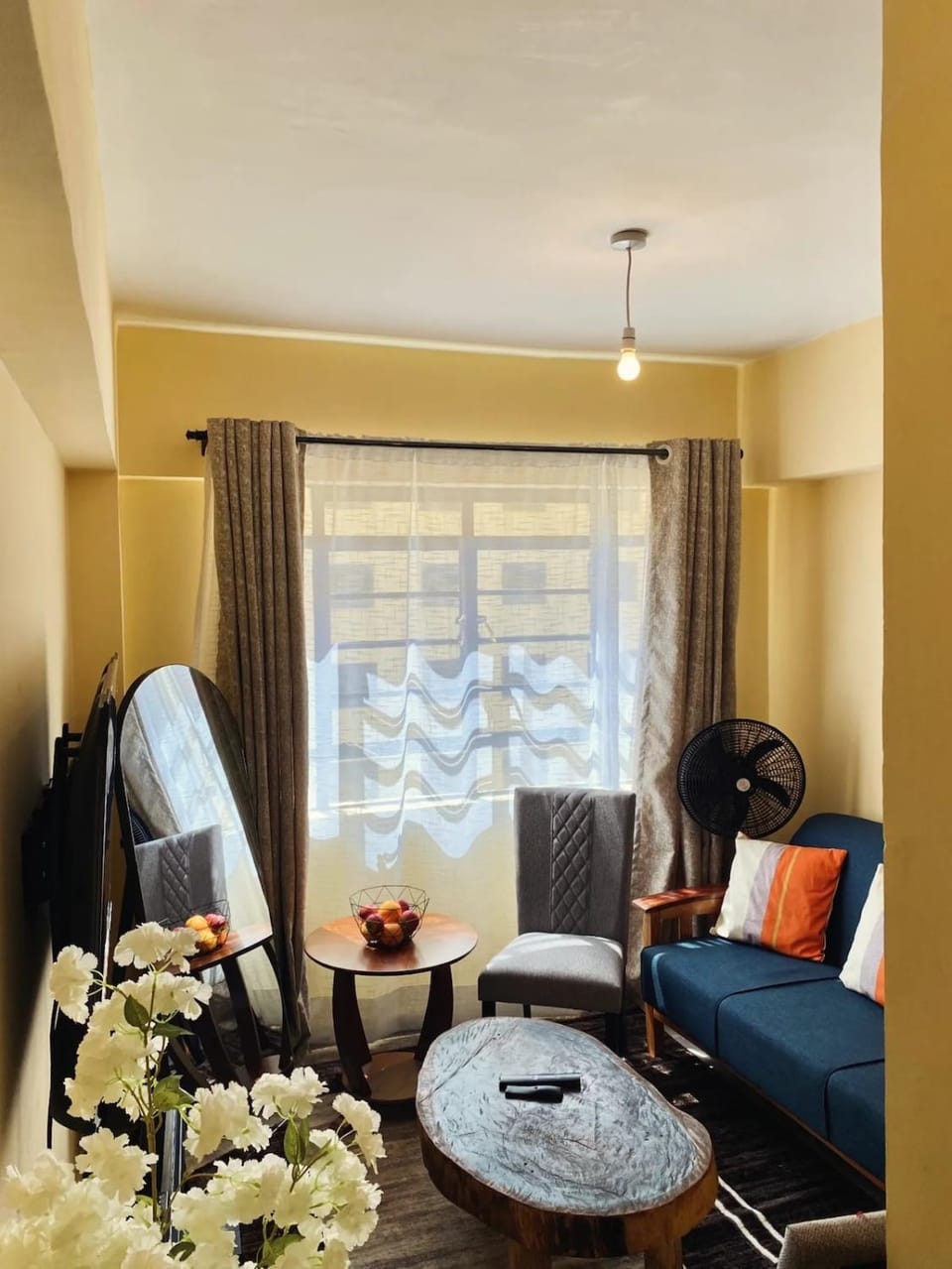Living room, Seating area