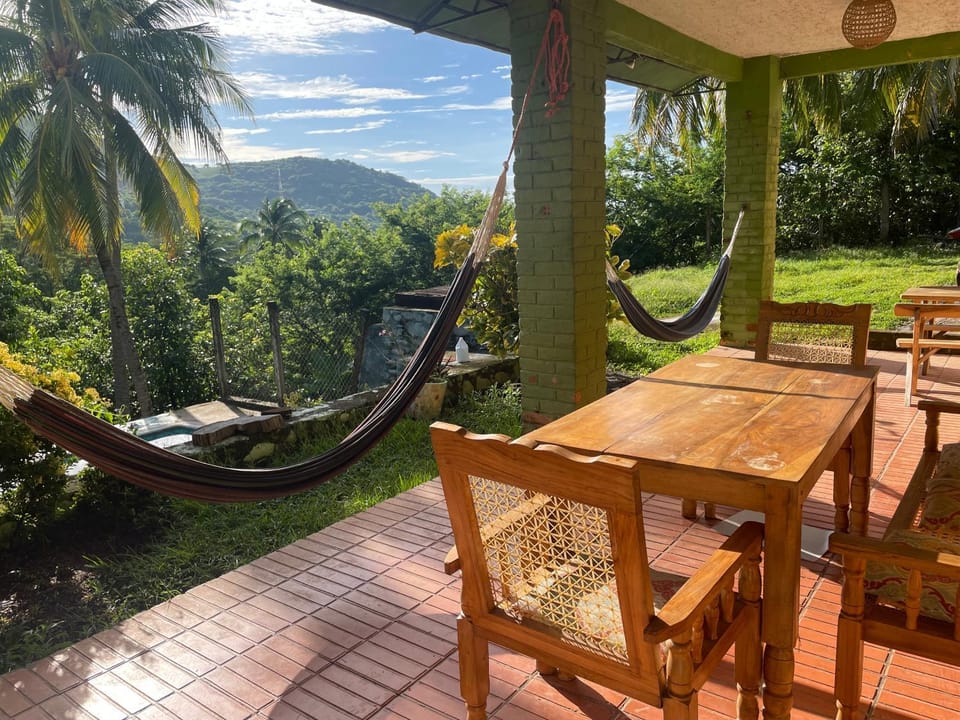Natural landscape, Garden, View (from property/room), Balcony/Terrace, Seating area, Dining area, Garden view, Mountain view