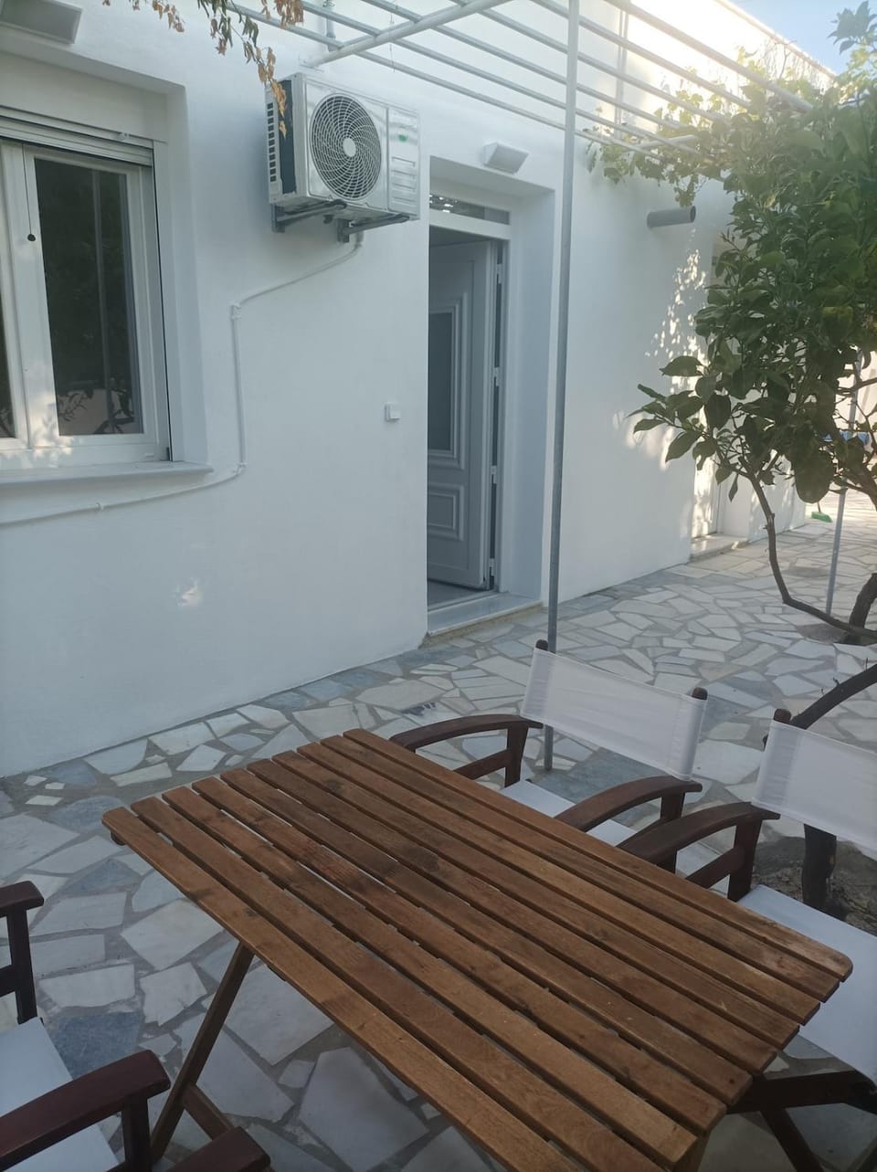 Property building, Balcony/Terrace