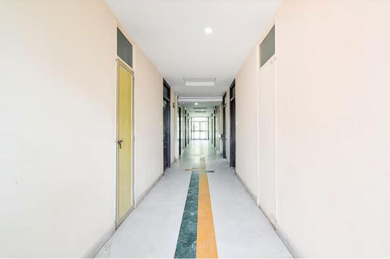 Super Townhouse OAK MSB SCHOOL Hotel in Secunderabad