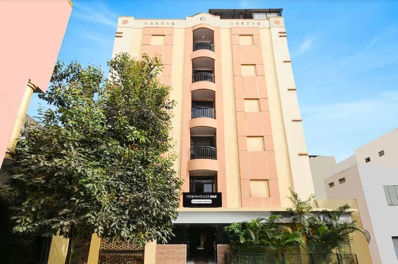 Super Townhouse OAK MSB SCHOOL Hotel in Secunderabad