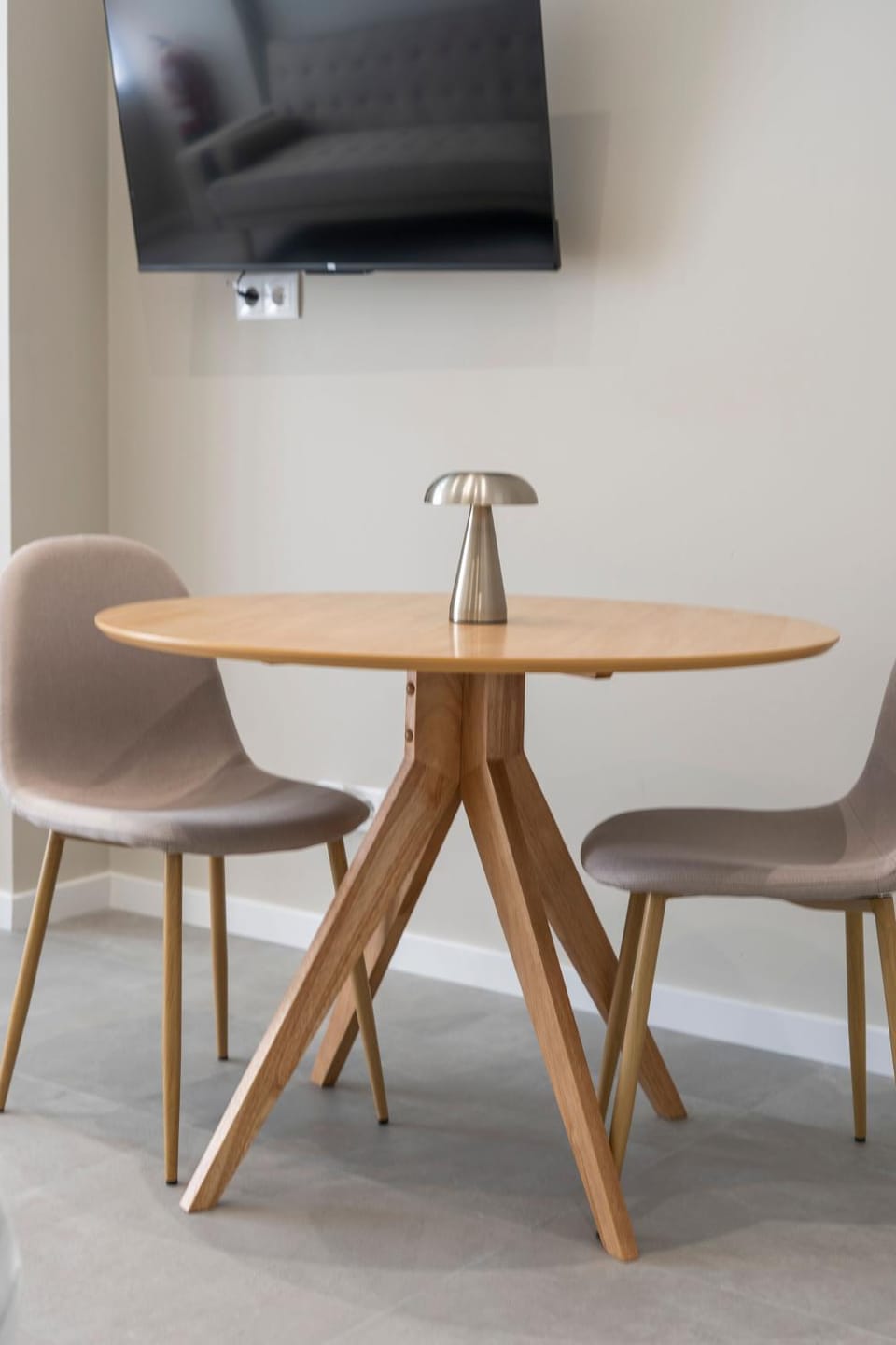 TV and multimedia, Dining area