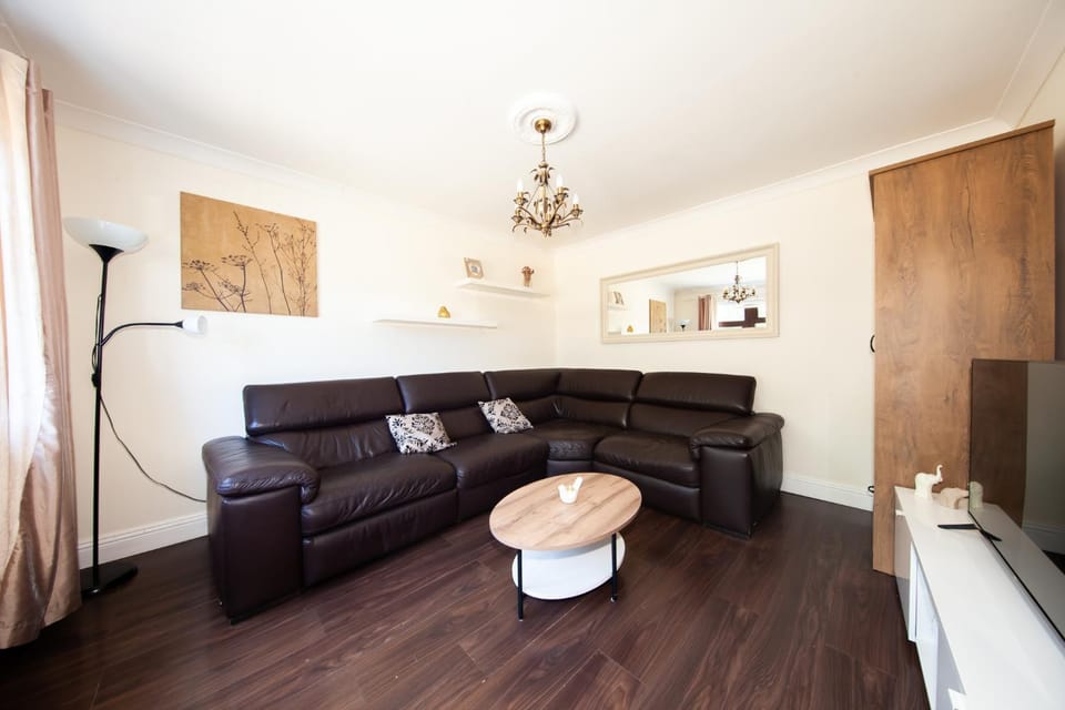 Spacious and convenient 3 bed property in Swords Apartment in County Dublin