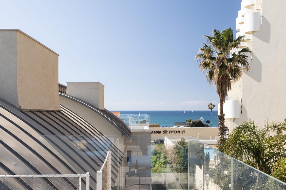 Carmelo M Sea View Villa Villa in Herzliya