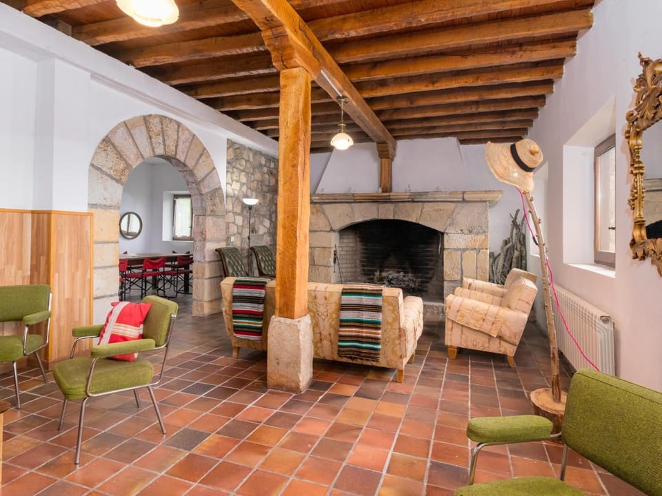 Casa con gran capacidad y preciosas vistas House in Cantabria